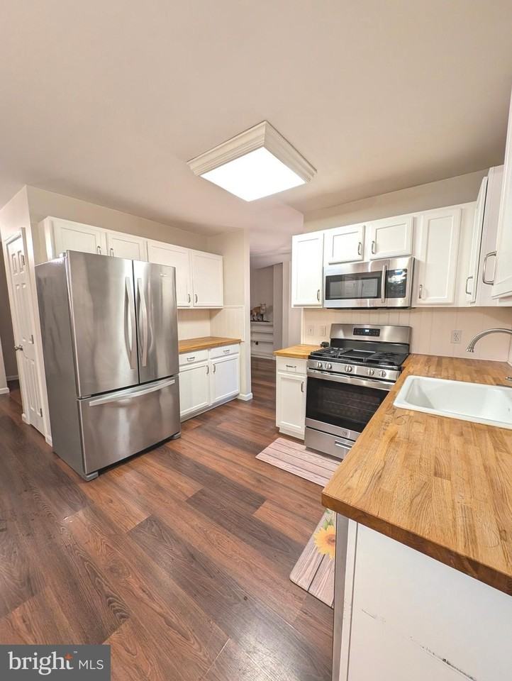 1518 S Spring Rd - Photo 4 of 15