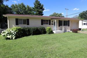 featured image of 115 E Washington St