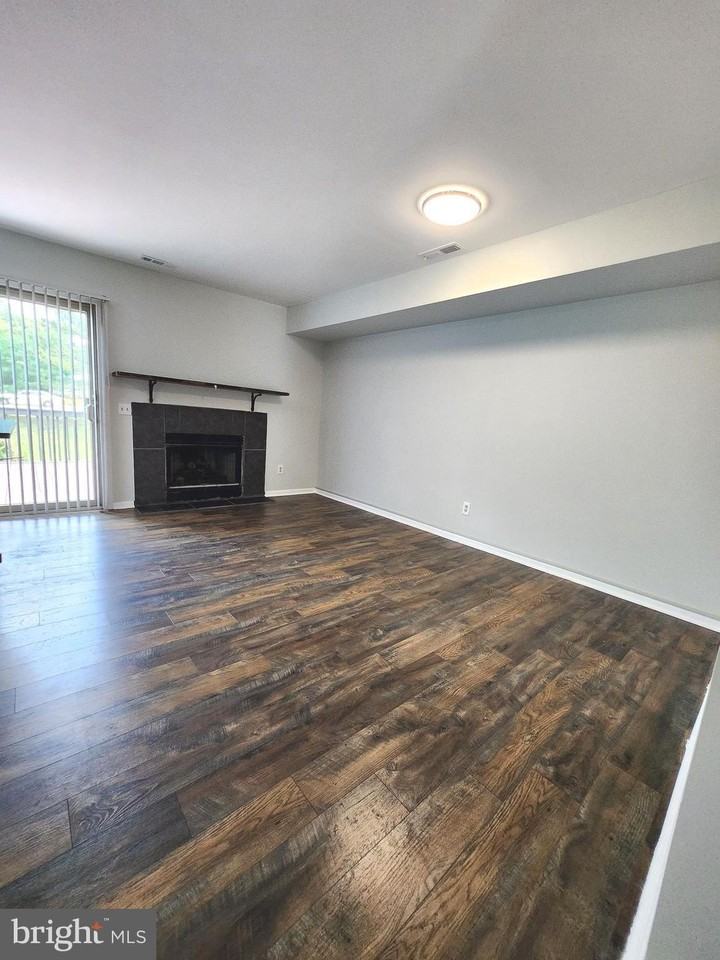 114 Brent Ct - Photo 7 of 31