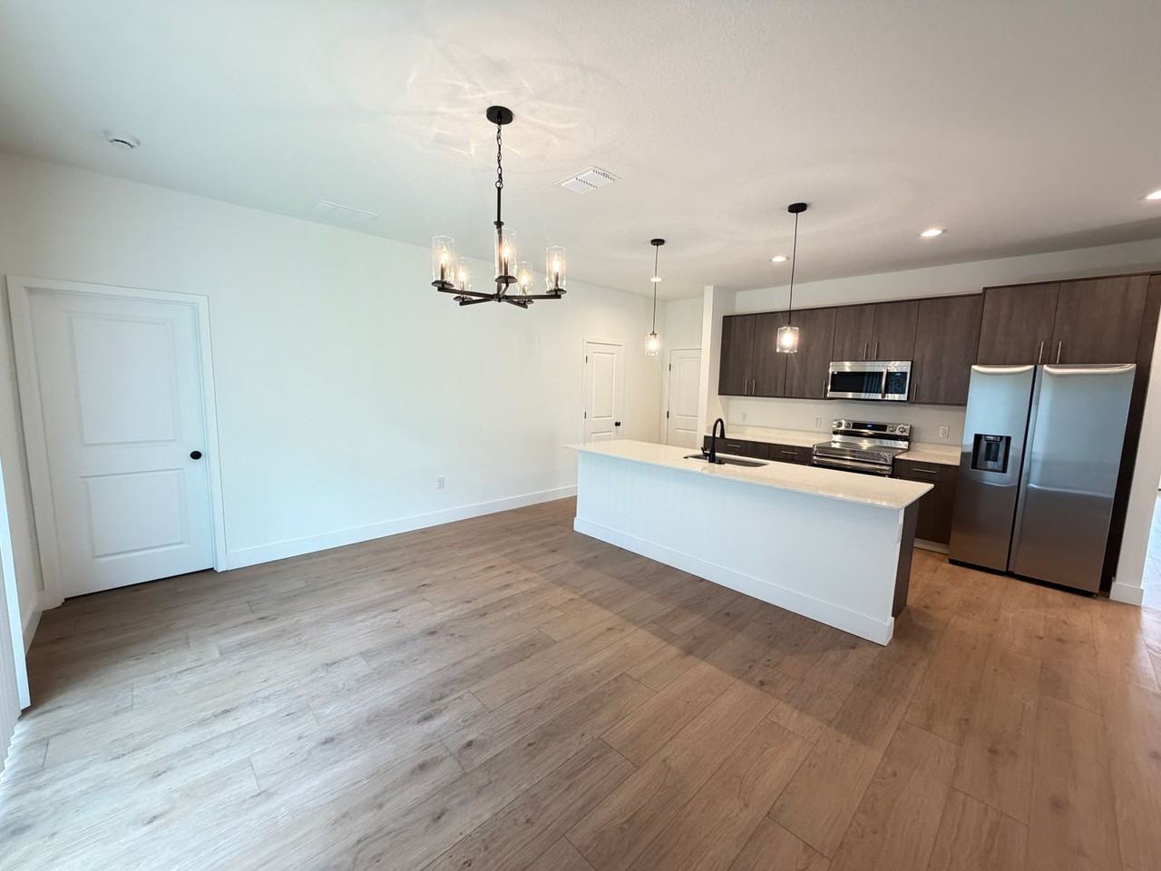 430 Wellwood St Sw - Photo 7 of 37