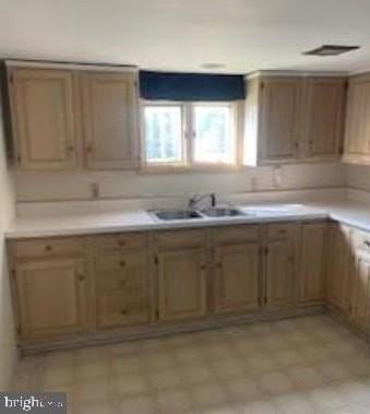 813 S Reading Ave #3 - Photo 3 of 4