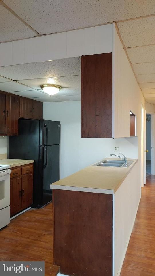 336 N Main St #2ndFL - Photo 3 of 15