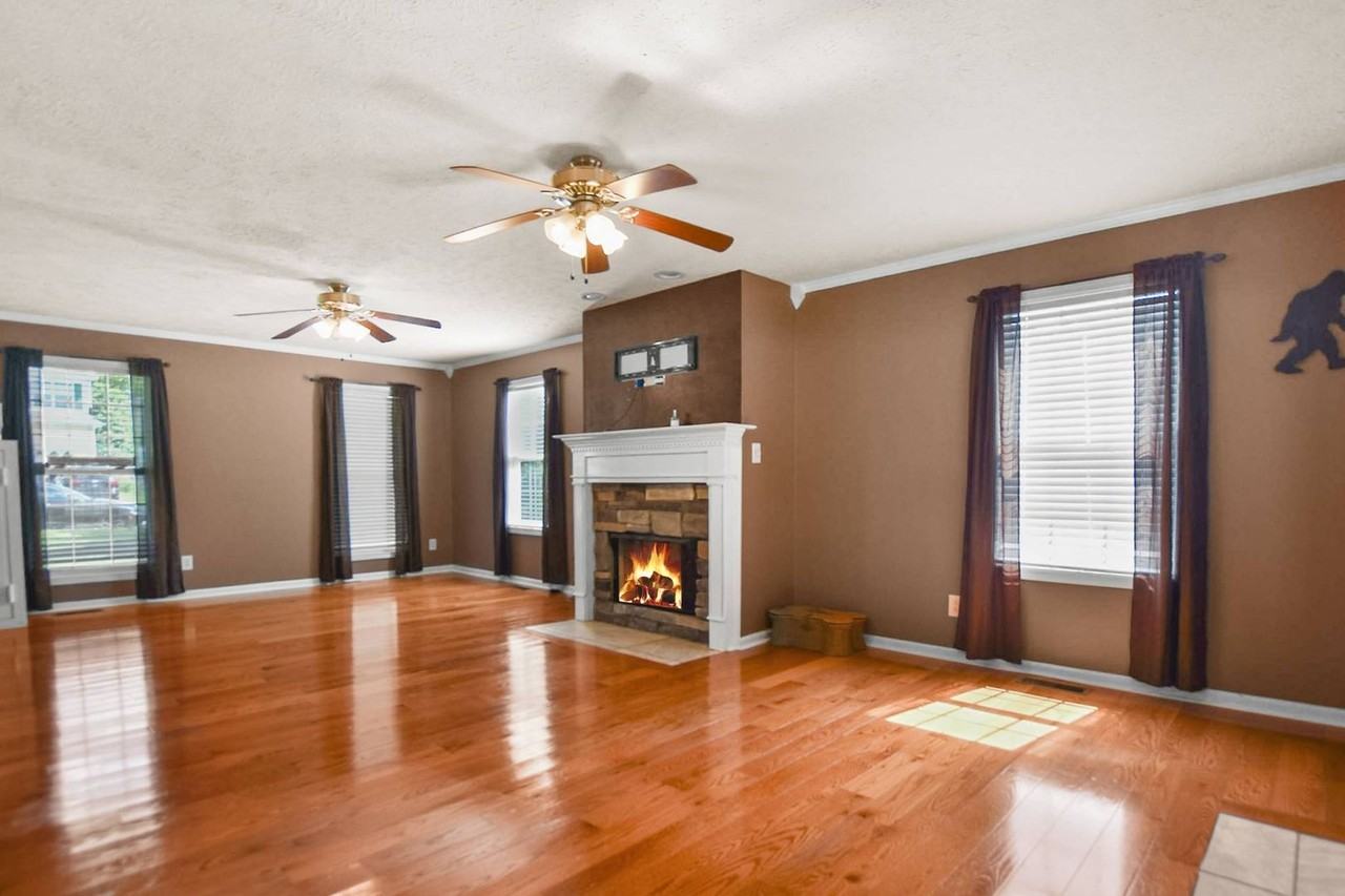 3464 Heatherwood Trce - Photo 5 of 18