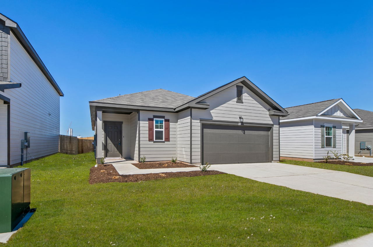 221 Wilson Springs Ln - Photo 2 of 24