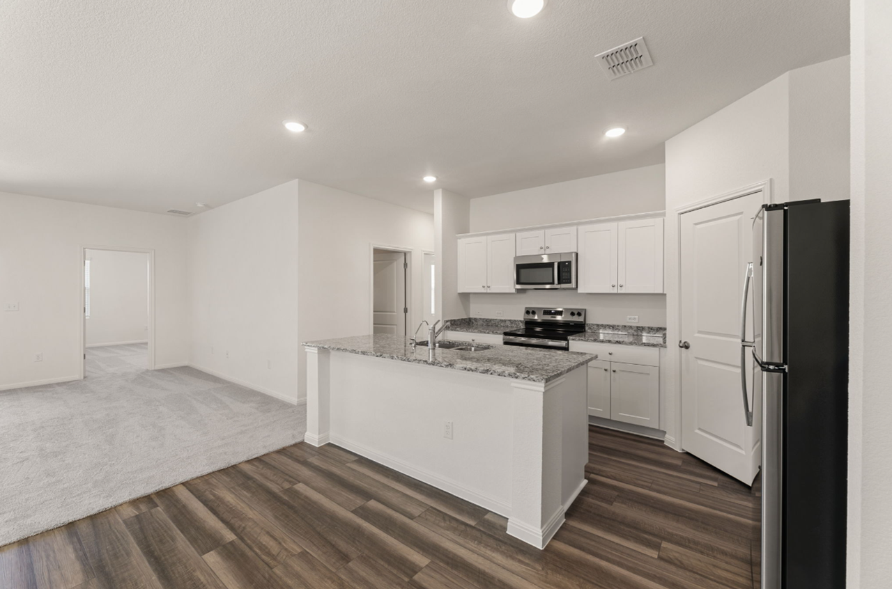 221 Wilson Springs Ln - Photo 6 of 24