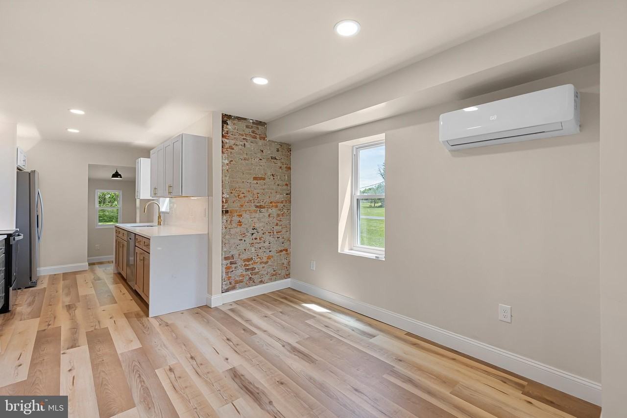 563 Rosedale Rd - Photo 3 of 18