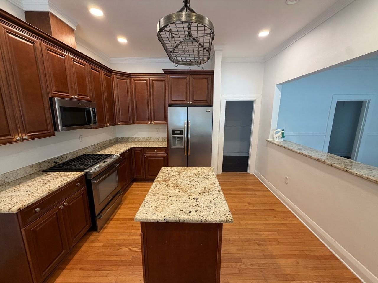 405 W Frances Ave - Photo 3 of 21