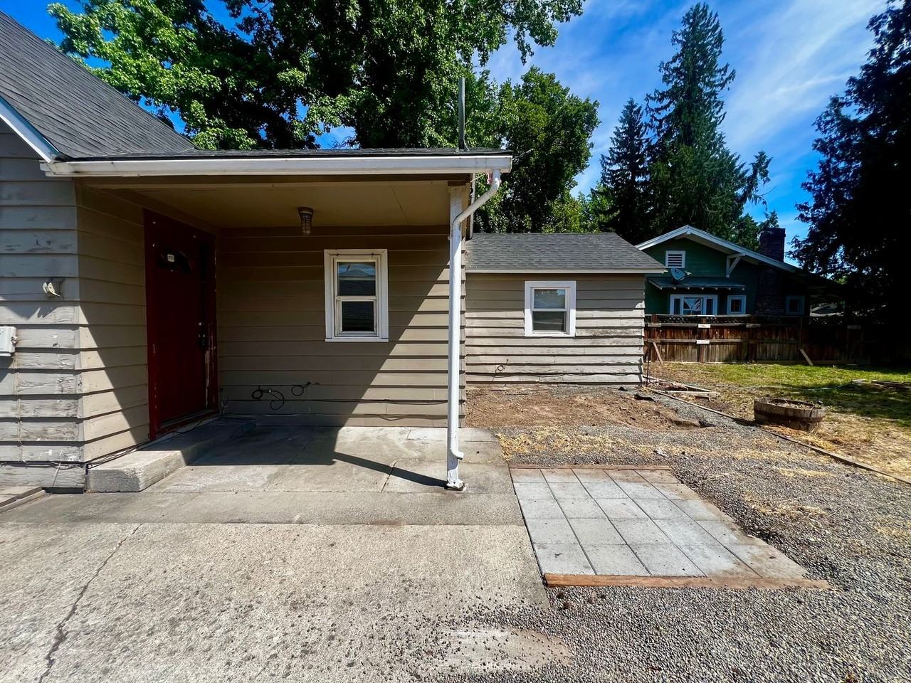 418 S 17th Ave - Photo 3 of 13
