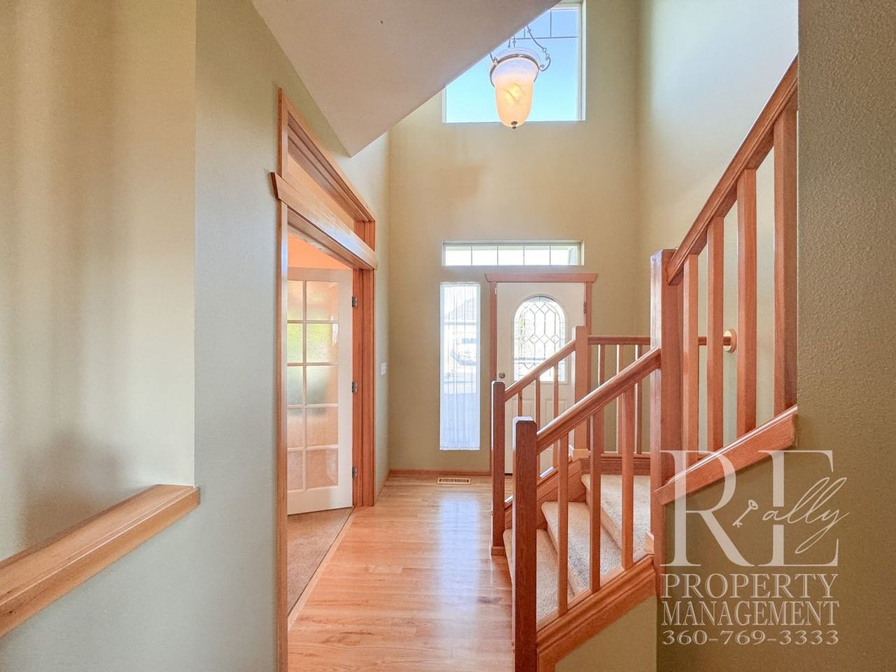 18128 Mount Walker Dr Ne - Photo 4 of 32