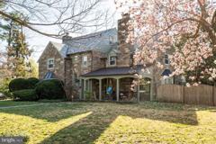 304 Winding Way - Photo 1 of 1