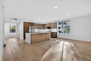 575 Rockefeller - Photo 1 of 1