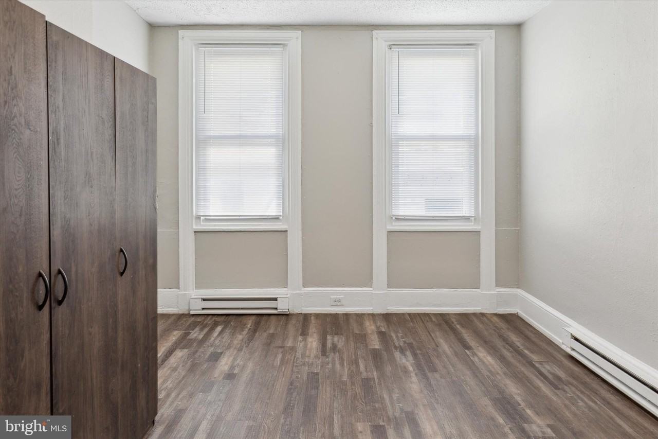326 E Airy St #1 - Photo 6 of 11