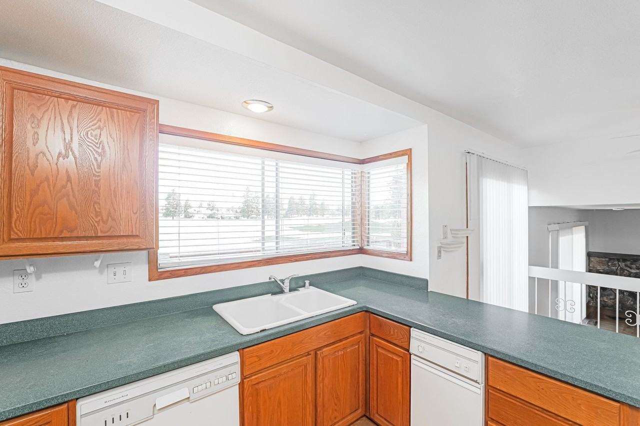 4987 Fern Pl - Photo 5 of 28