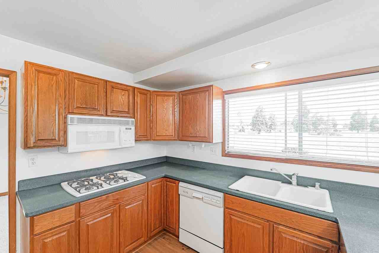 4987 Fern Pl - Photo 7 of 28