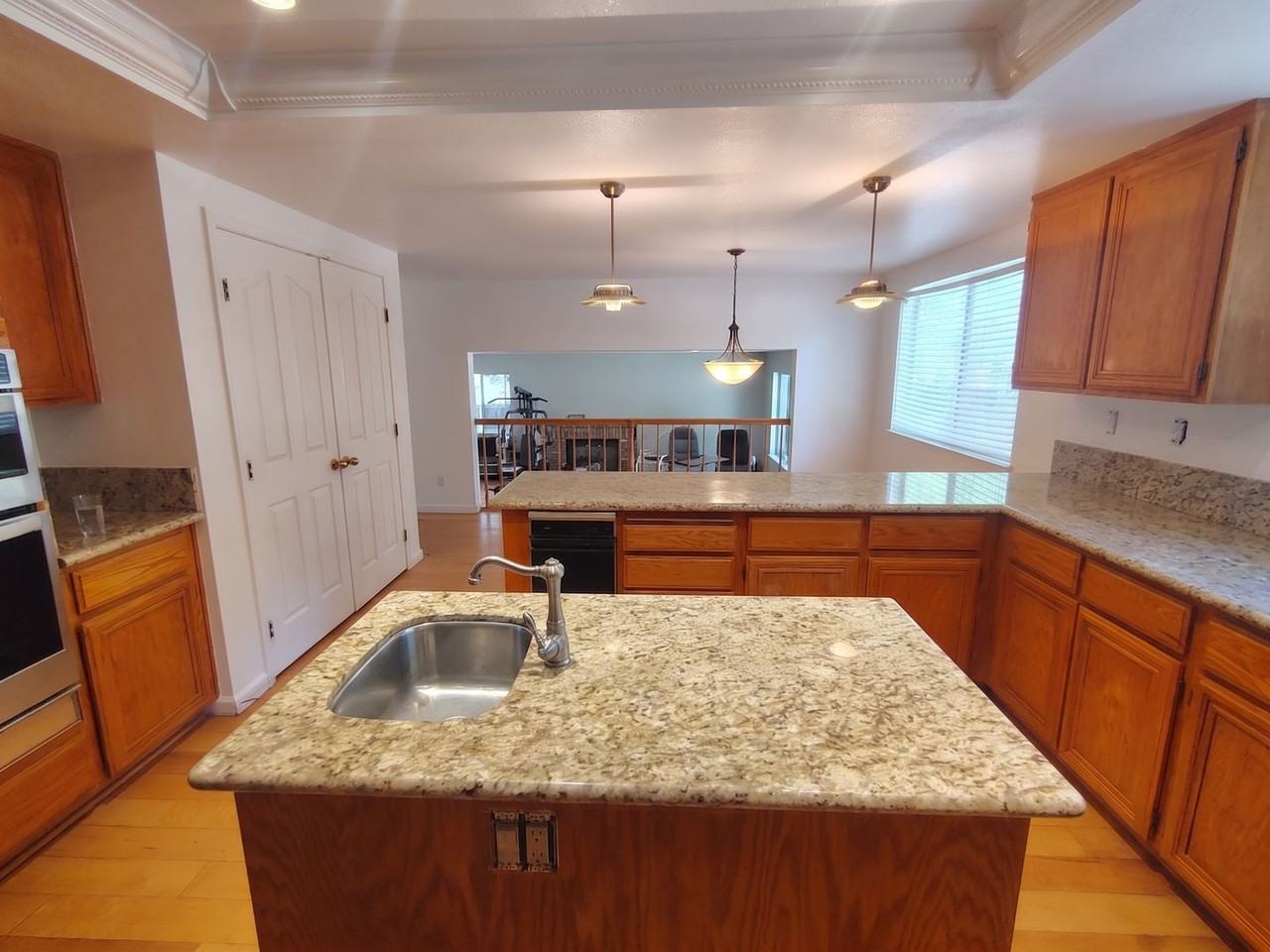 1144 Trowbridge Way - Photo 7 of 19