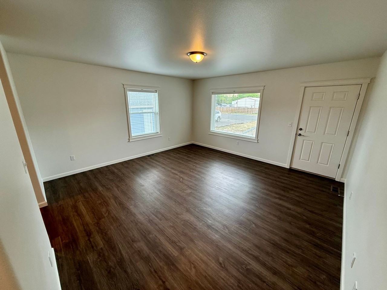 1329 Elm St - Photo 6 of 49