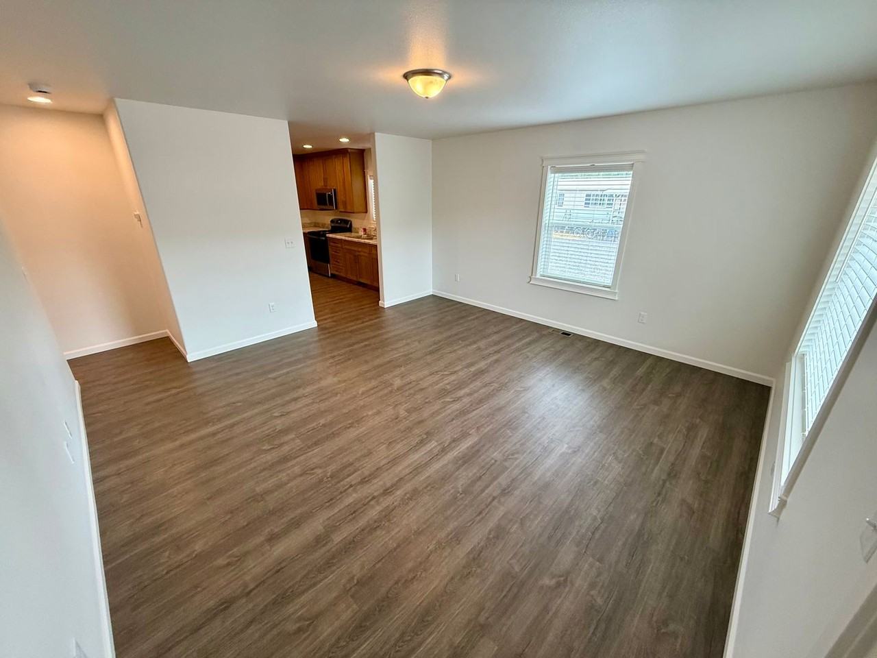 1329 Elm St - Photo 7 of 49