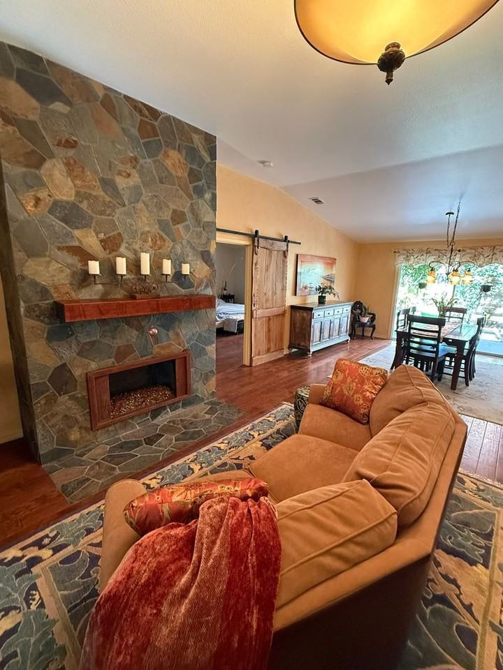 969 Vintage Way - Photo 5 of 18
