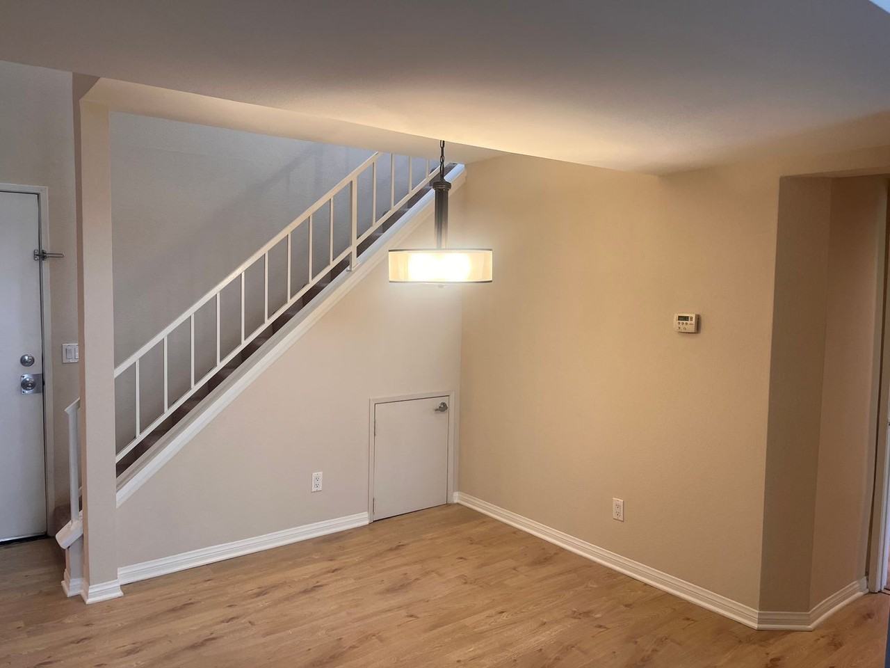 21550 Burbank Blvd #312 - Photo 5 of 9