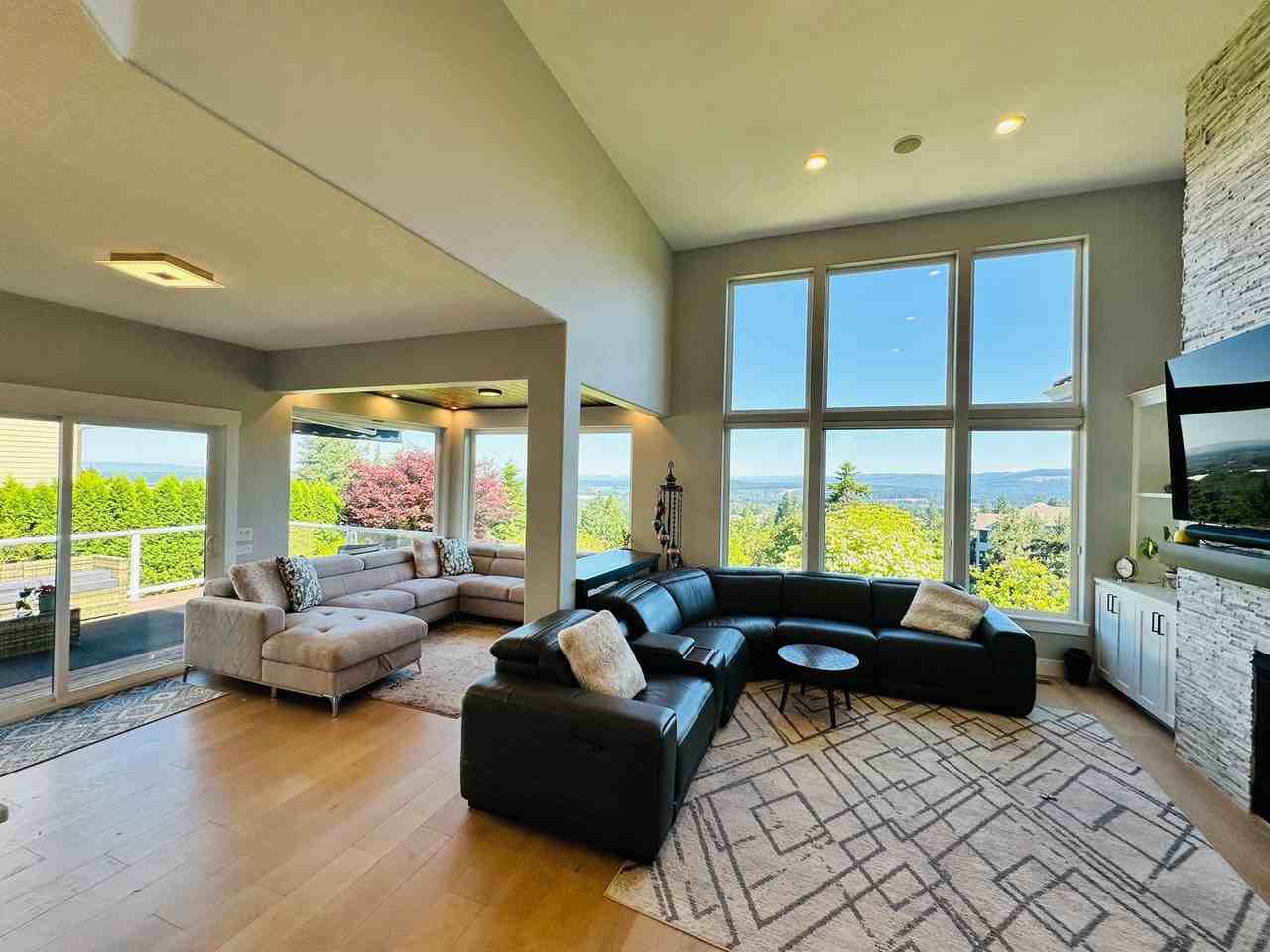 2847 Nw 23rd Ave - Photo 7 of 48