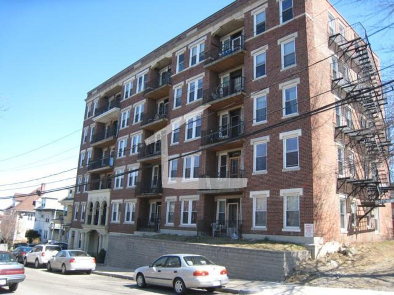 38 Quint Ave - Photo 5 of 9