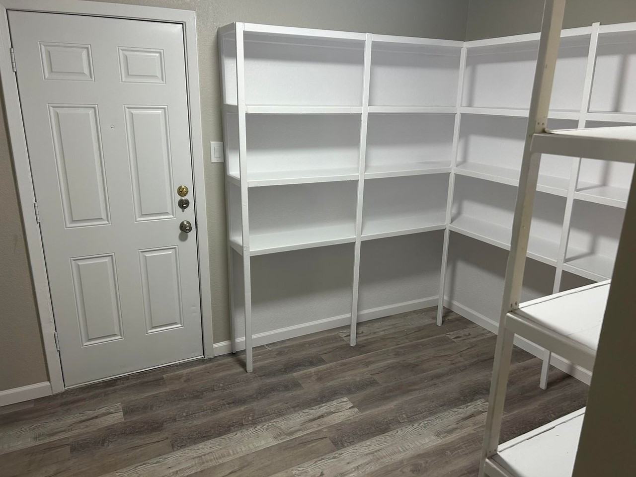 7427 Windhaven Rd - Photo 5 of 12