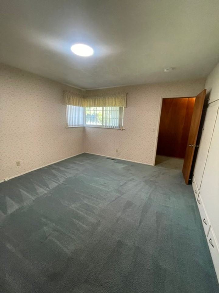 860 Prospect Hts - Photo 5 of 33