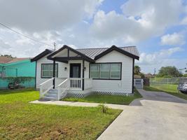 featured image of 718 Lozano St