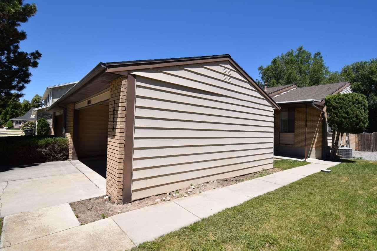 1885 E Jeremy Ct - Photo 6 of 28