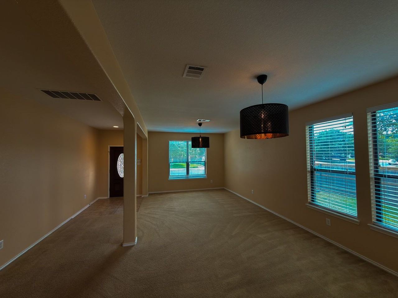 2250 Howry Dr - Photo 3 of 26