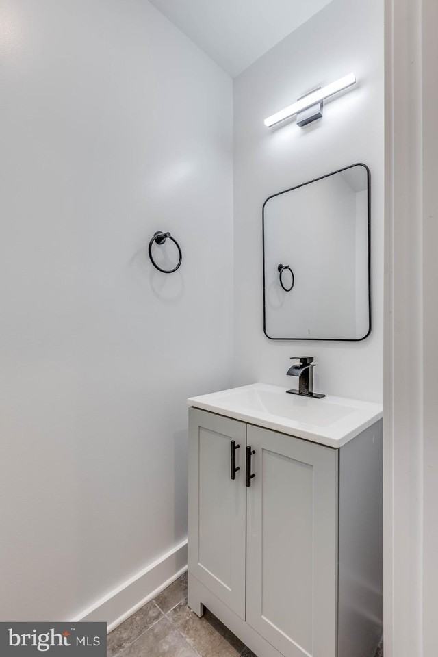 2226 N Reese St #1 - Photo 3 of 13