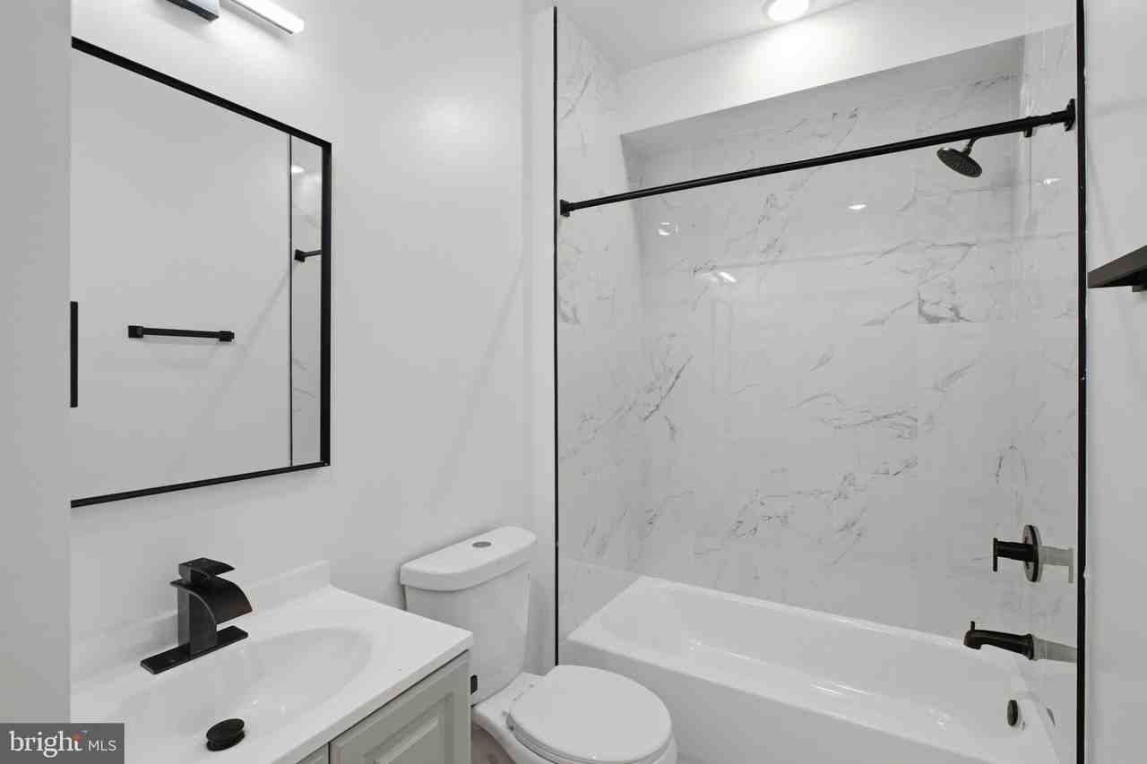 2503 N 12th St #1 - Photo 7 of 20