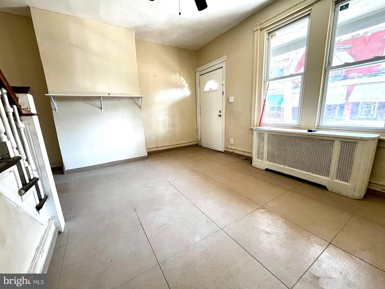 2914 N Judson St - Photo 2 of 9
