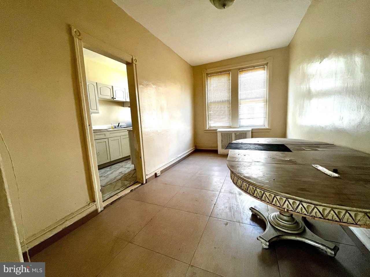 2914 N Judson St - Photo 3 of 9