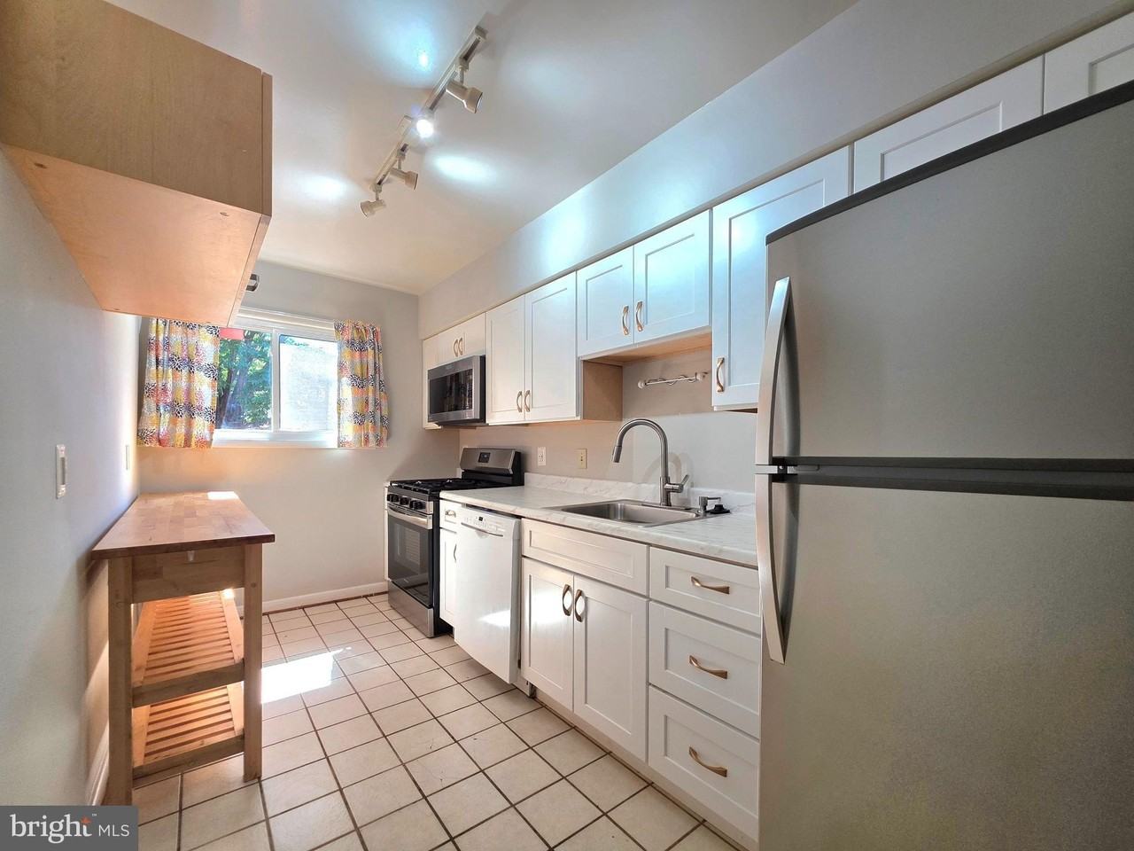 2704 Dartmouth Rd #3 - Photo 6 of 16