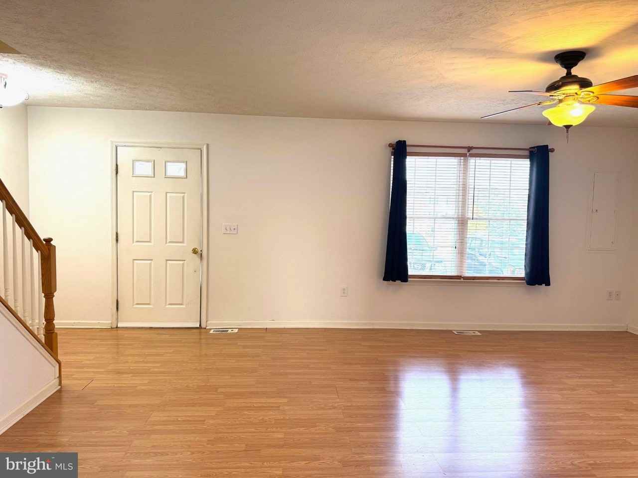 107 Trade Wind Ln - Photo 4 of 20