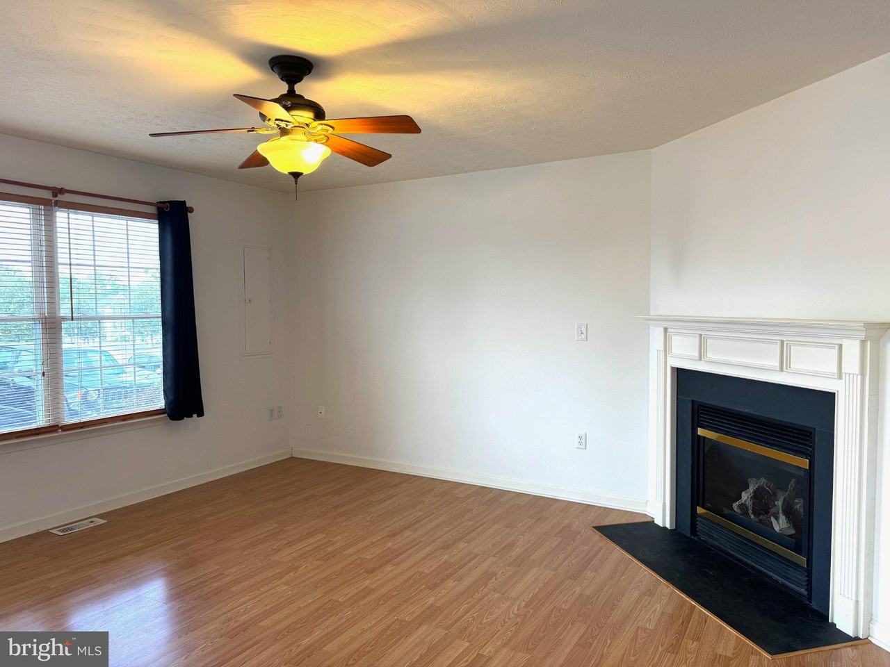 107 Trade Wind Ln - Photo 5 of 20
