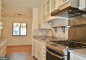 featured image of 2850 Dover Ln #203
