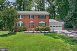 8405 Overlook St - Photo 1 of 1