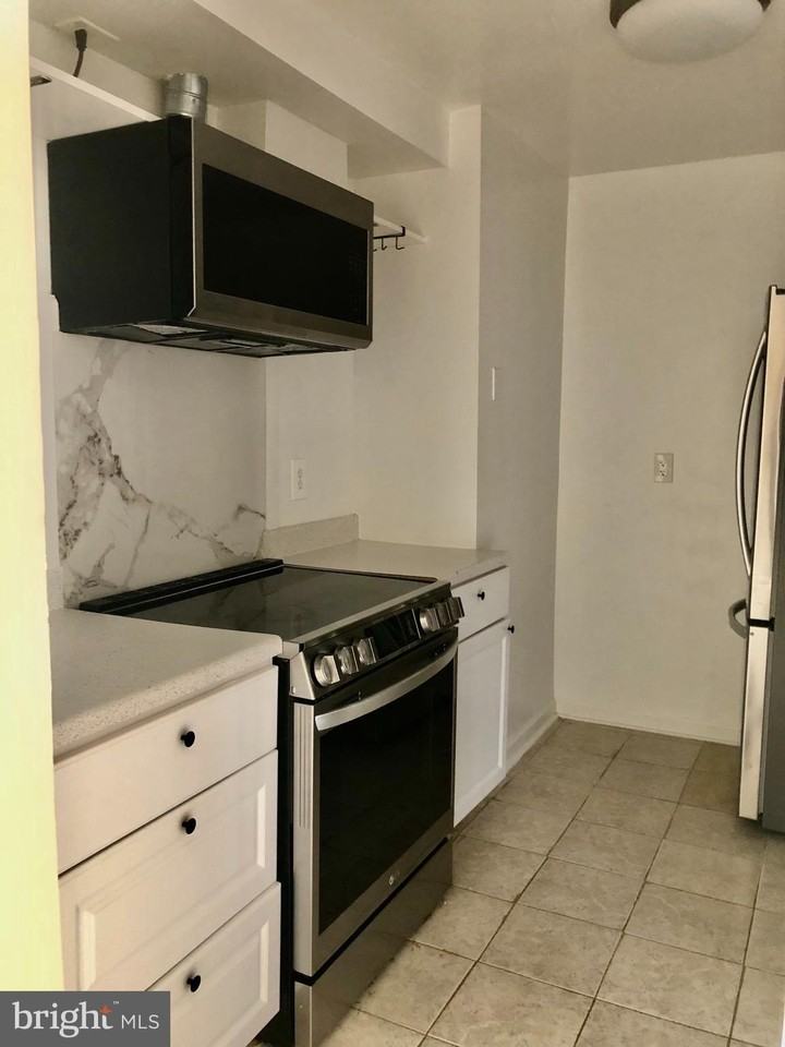 8612 Village Way #04-8612 - Photo 3 of 3