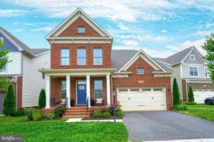 featured image of 42046 Darlene Pl