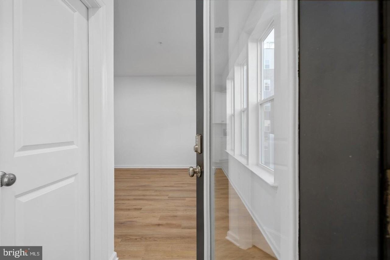 2536 Neabsco Common Pl - Photo 3 of 30