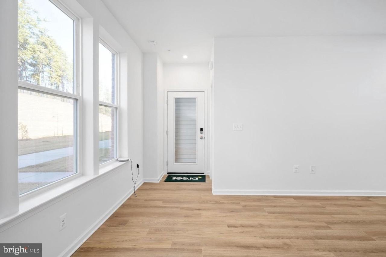2536 Neabsco Common Pl - Photo 4 of 30