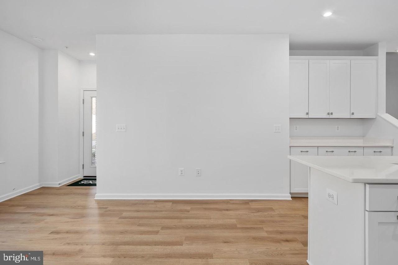 2536 Neabsco Common Pl - Photo 6 of 30