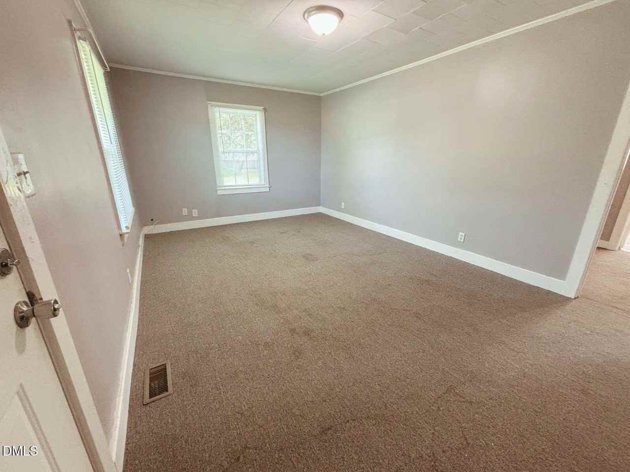 156 Brookston Rd - Photo 3 of 23