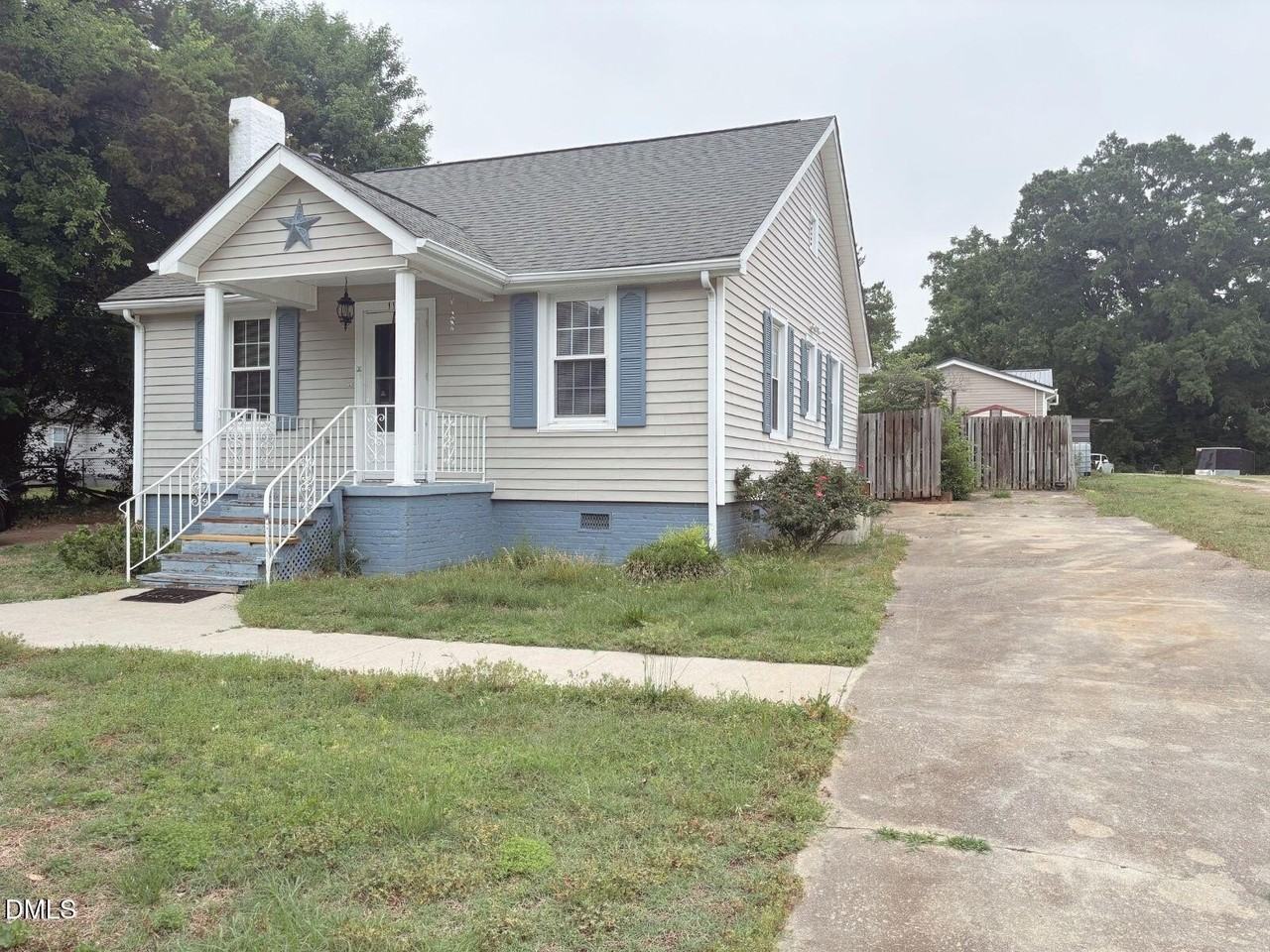 117 Southern Ave - Photo 2 of 23