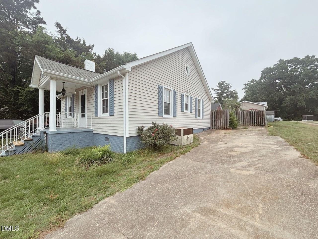 117 Southern Ave - Photo 3 of 23