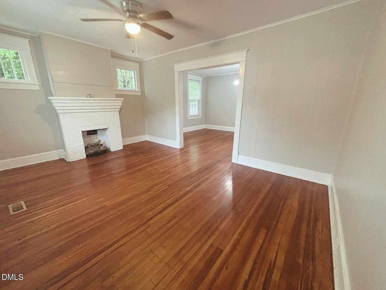 117 Southern Ave - Photo 4 of 23