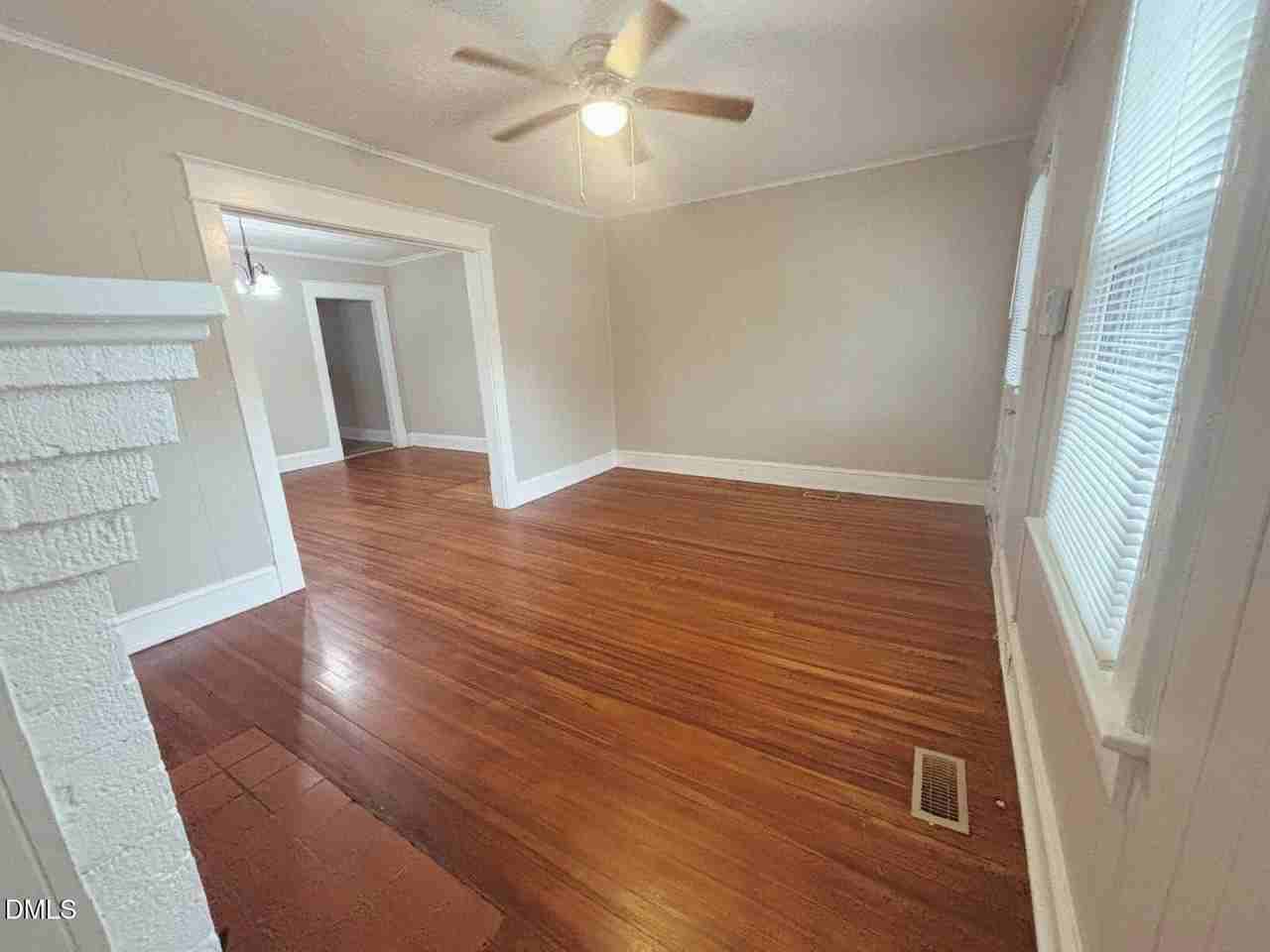 117 Southern Ave - Photo 6 of 23