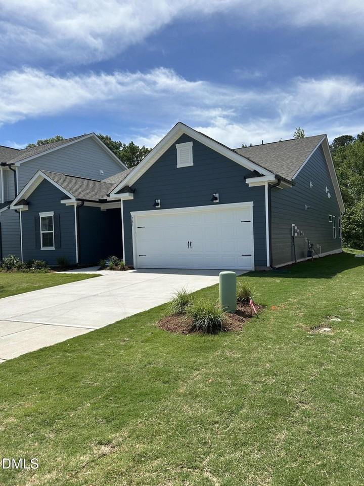 781 Denburn Pl - Photo 2 of 28